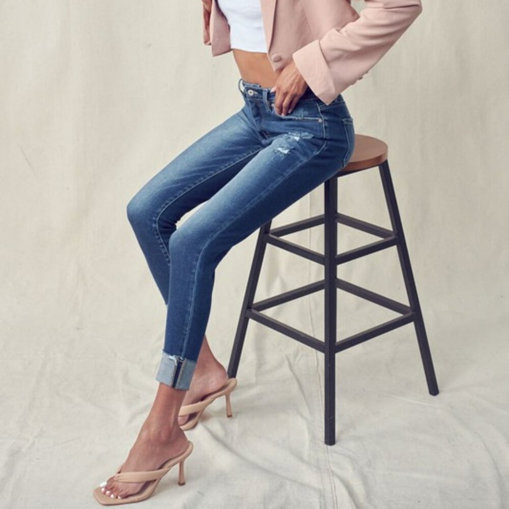 HIGH RISE SKINNY JEANS WITH ANKLE DETAIL  (DK WASH)
